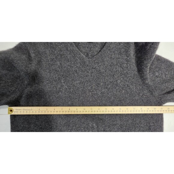 Club Room Luxury 100% CASHMERE V Neck Sweater Charcoal Gray Men's Size XL - Picture 9 of 15